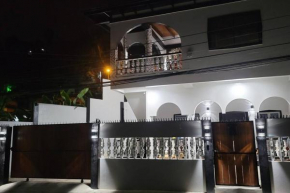 Modern home in maraval 15 mins to everything
